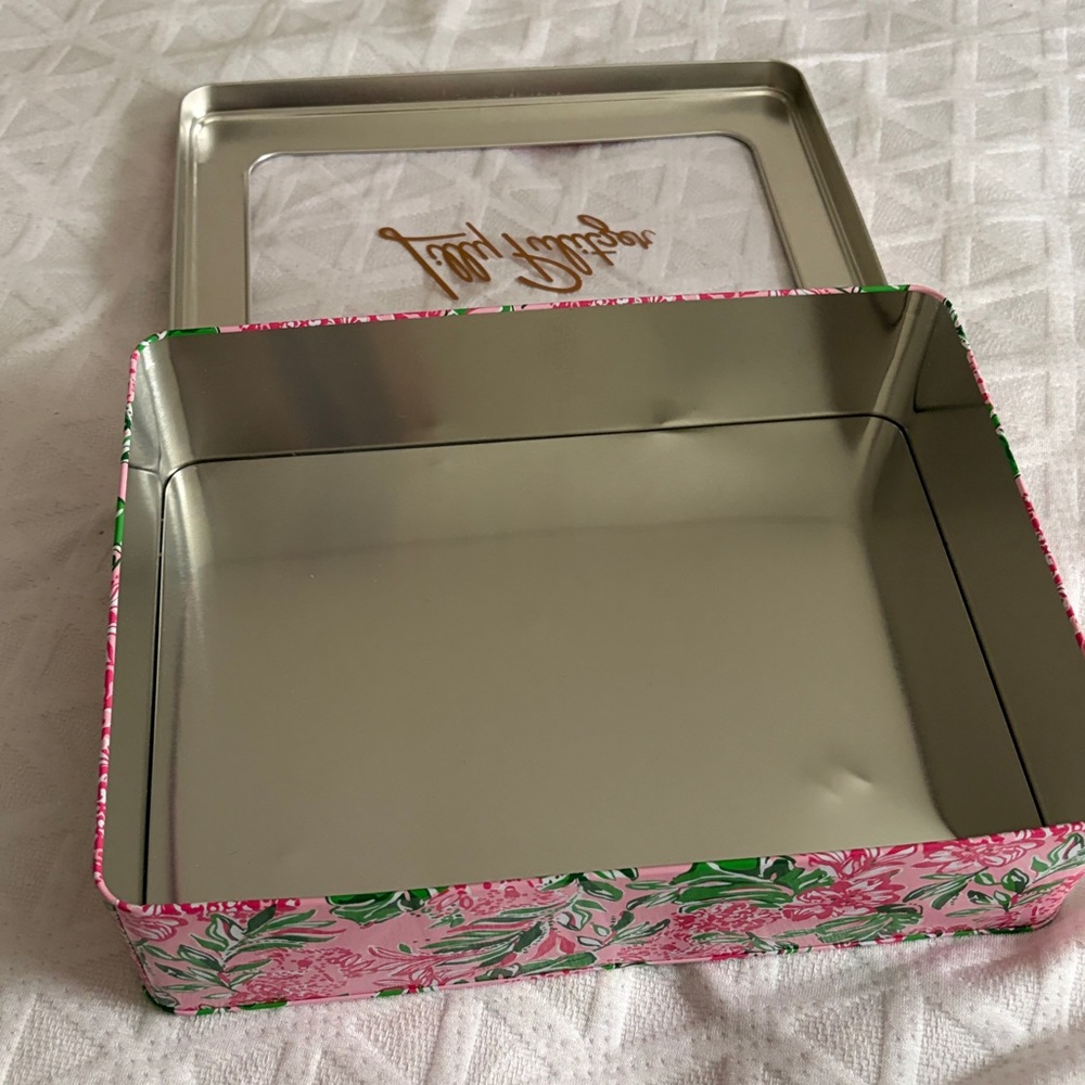 NIB Lilly Pulitzer GWP Cookie Exchange Kit With Cookie Cutters - Picture 2 of 5